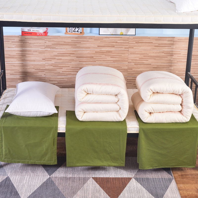 Troops 300 Thread Count Quilt Troops 300 Thread Count Quilt