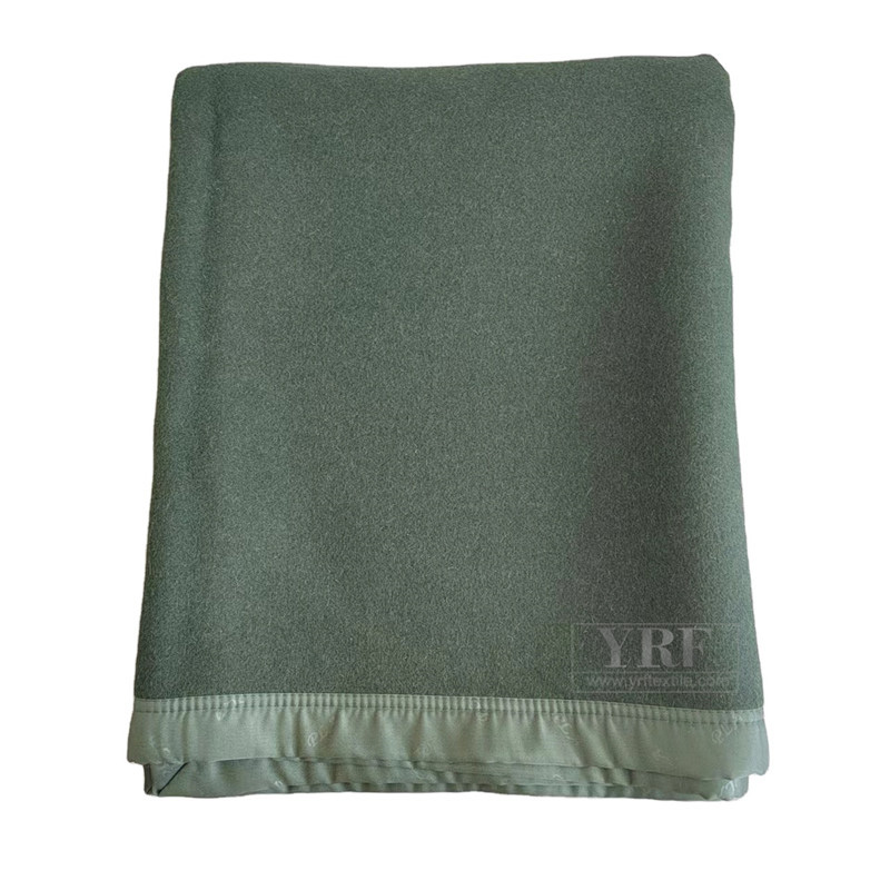 Chad Slovenia Militia Blankets foR disasteR Relief