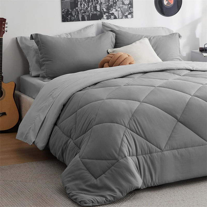 Cheap Deals Refugee Rescue Bedding