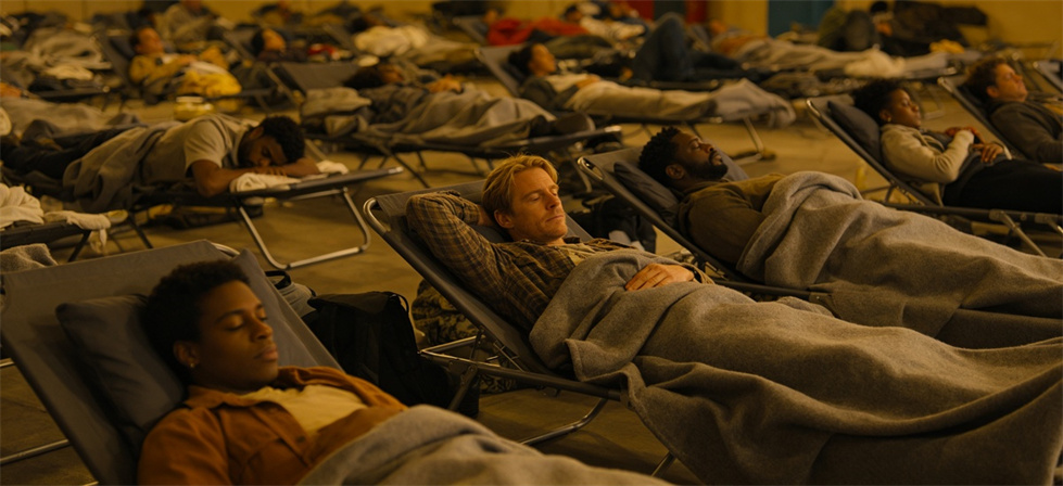 Blanket shelter interior shown for how to choose by use case in institutional blanket procurement review