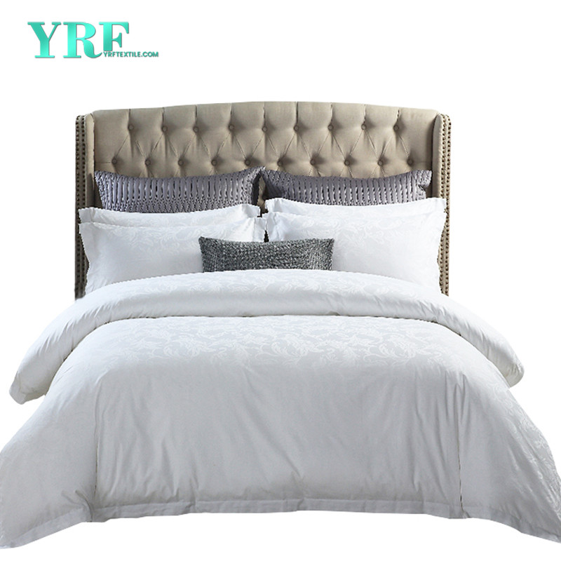 Как отстирать постельное белье, на котором долгое время оставались пятна крови?