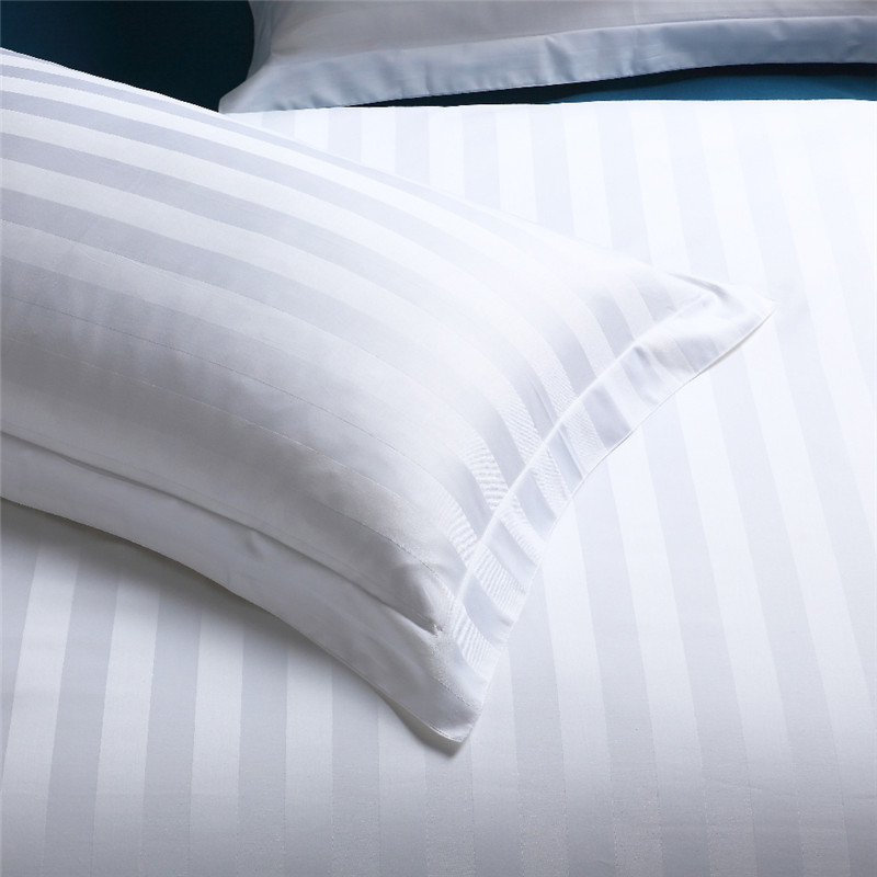 Как удалить пятна крови с белых простыней?