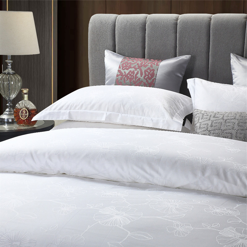 Какие меры предосторожности следует соблюдать при стирке вискозных тканей в гостиничном белье?