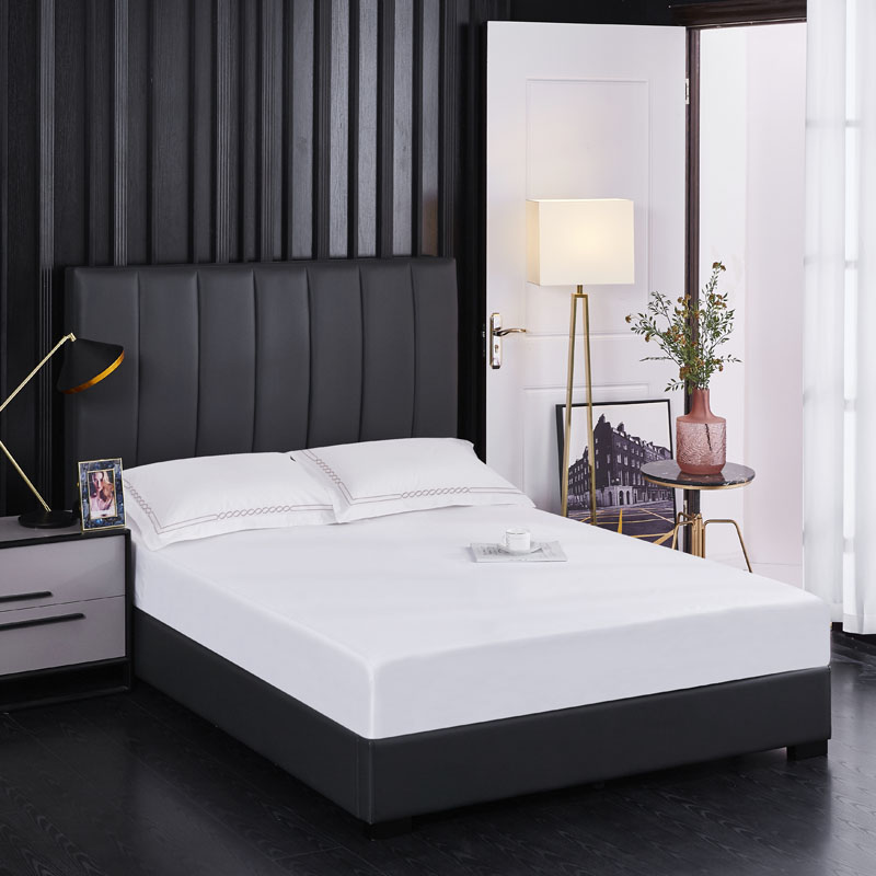 Комплект простыней для отеля: почему все они белые?