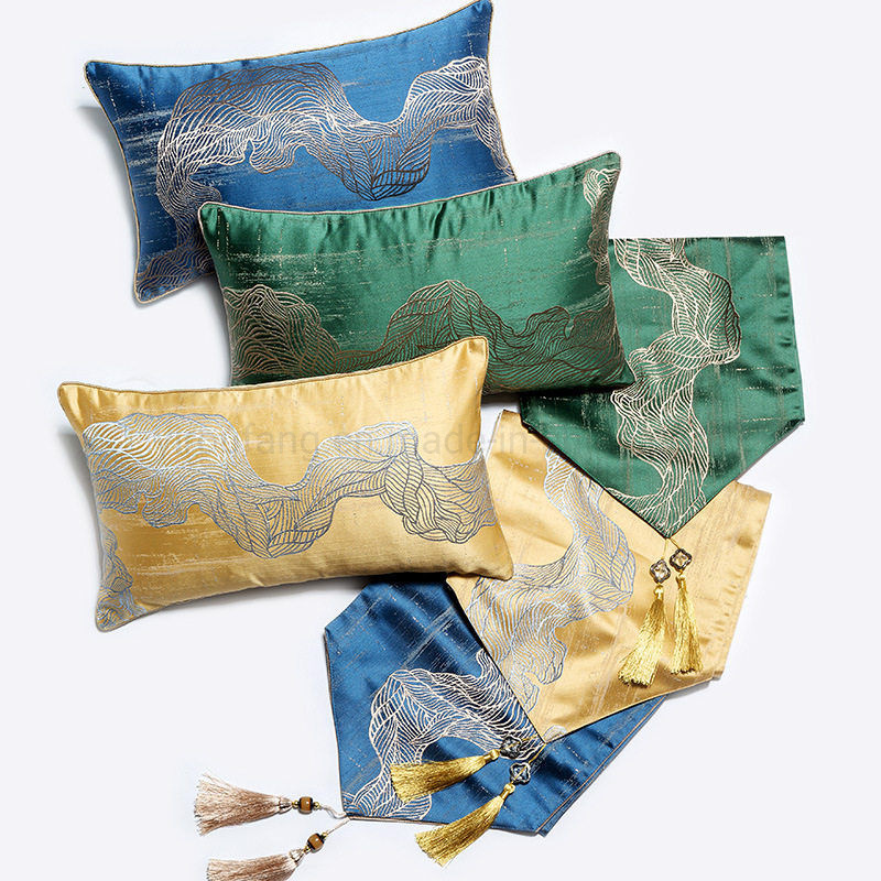 Какова роль дорожки для кровати в гостиницах общего пользования?